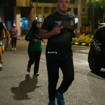 Runner Photo 7986204