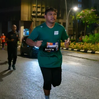 Runner Photo 7986205