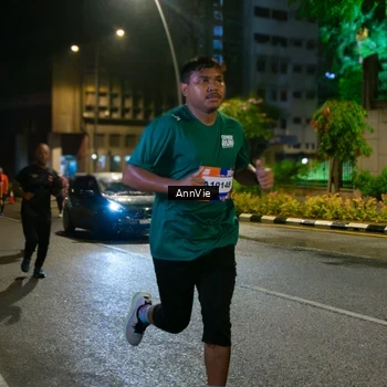 Runner Photo 7986207