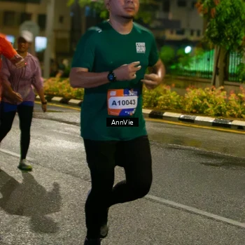 Runner Photo 7986222