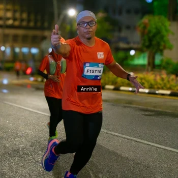 Runner Photo 7986227