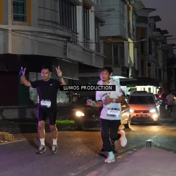 Runner Photo 7986243