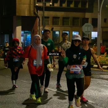Runner Photo 7986252