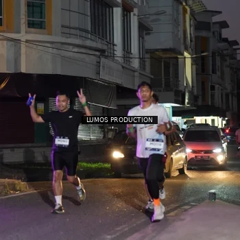 Runner Photo 7986259