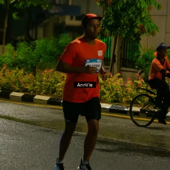 Runner Photo 7986268