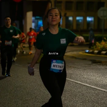 Runner Photo 7986297