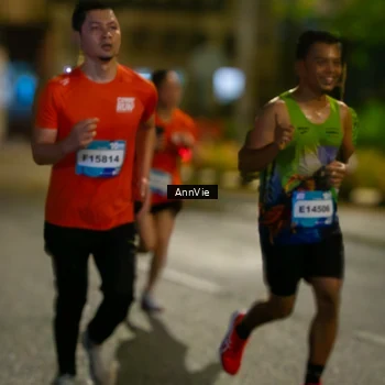 Runner Photo 7986305