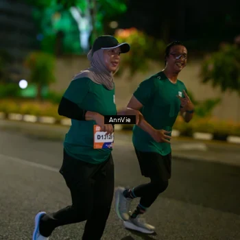 Runner Photo 7986318