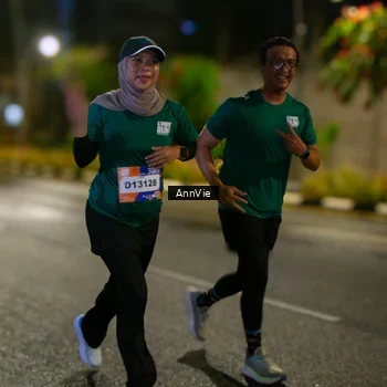 Runner Photo 7986320