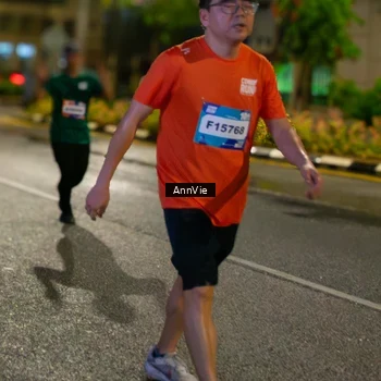 Runner Photo 7986328