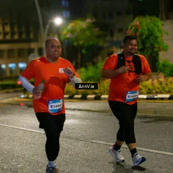 Runner Photo 7986353