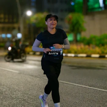 Runner Photo 7986368