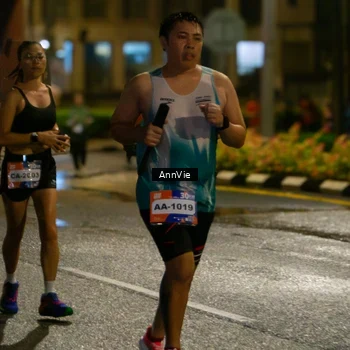 Runner Photo 7986371