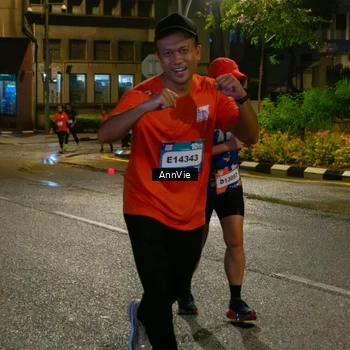 Runner Photo 7986413
