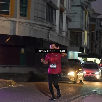 Runner Photo 7986422