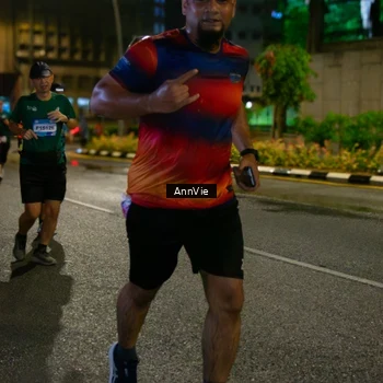 Runner Photo 7986425