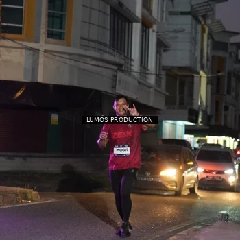 Runner Photo 7986426