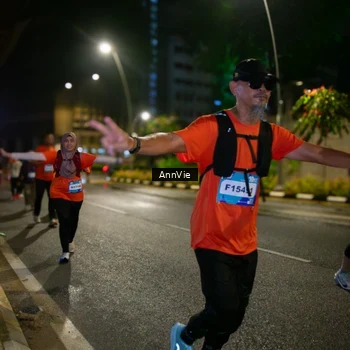 Runner Photo 7986436