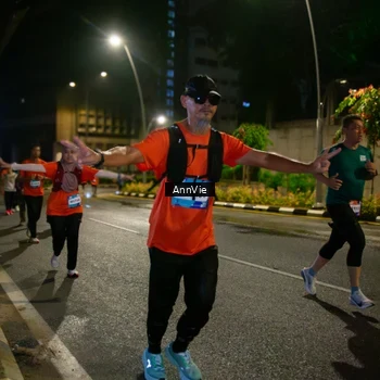 Runner Photo 7986437
