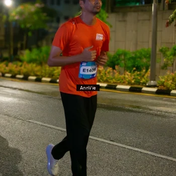 Runner Photo 7986443