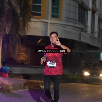 Runner Photo 7986449