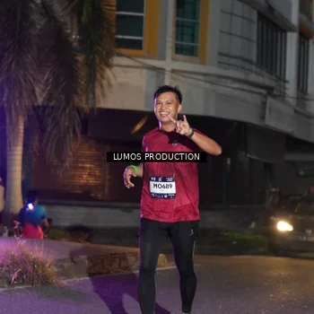 Runner Photo 7986460