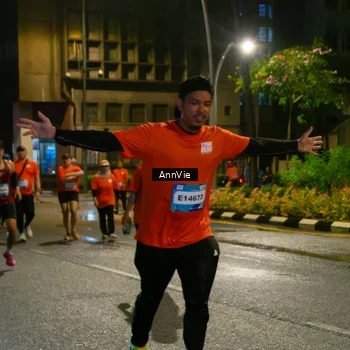 Runner Photo 7986489