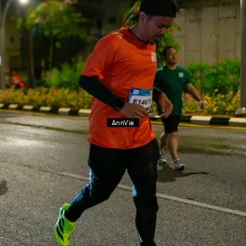 Runner Photo 7986493