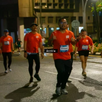 Runner Photo 7986504