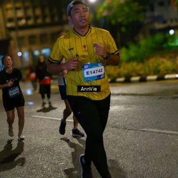 Runner Photo 7986521
