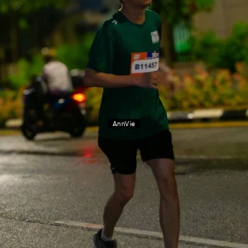Runner Photo 7986526