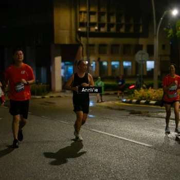 Runner Photo 7986556