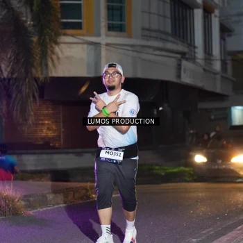 Runner Photo 7986557
