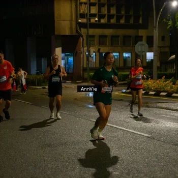Runner Photo 7986558