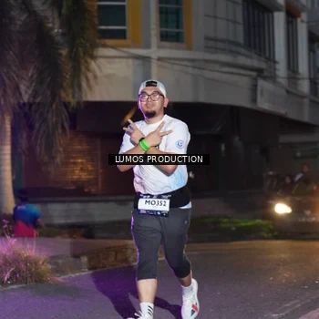 Runner Photo 7986562