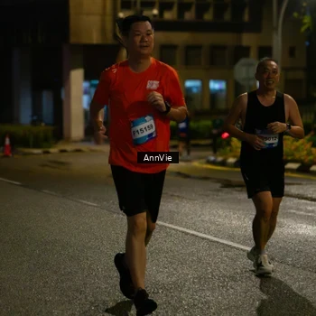 Runner Photo 7986563