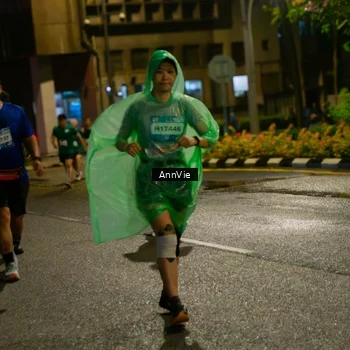 Runner Photo 7986575