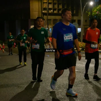 Runner Photo 7986576