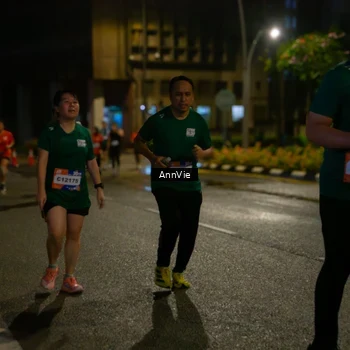Runner Photo 7986577