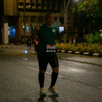 Runner Photo 7986624
