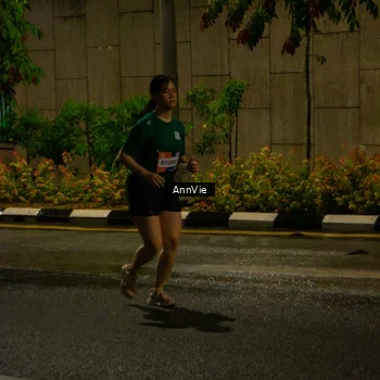 Runner Photo 7986634