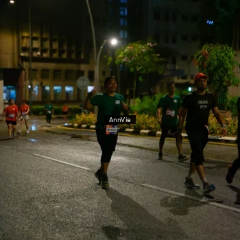 Runner Photo 7986649