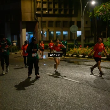 Runner Photo 7986658