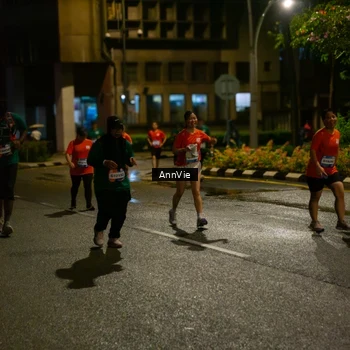 Runner Photo 7986662