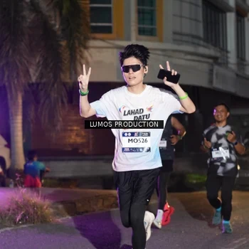 Runner Photo 7986663