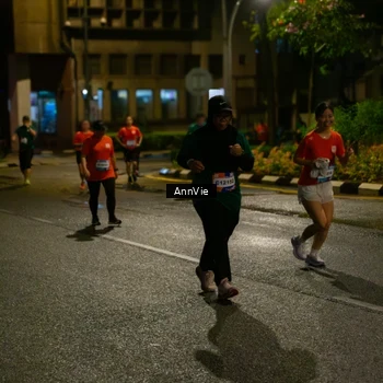 Runner Photo 7986668