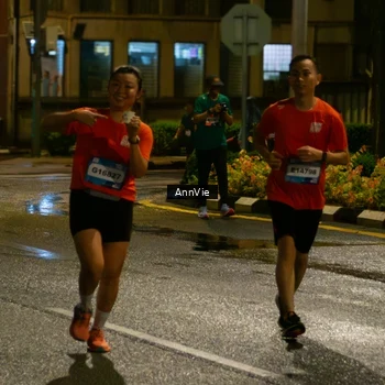 Runner Photo 7986675