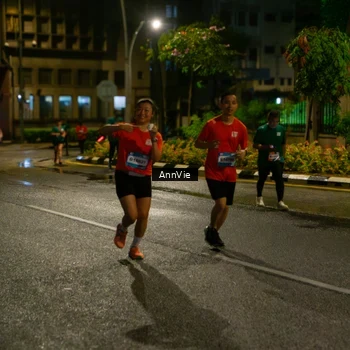 Runner Photo 7986680