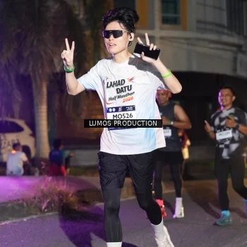 Runner Photo 7986689