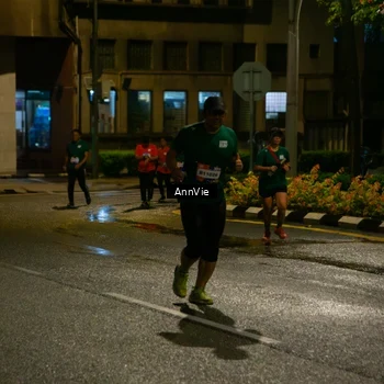 Runner Photo 7986696